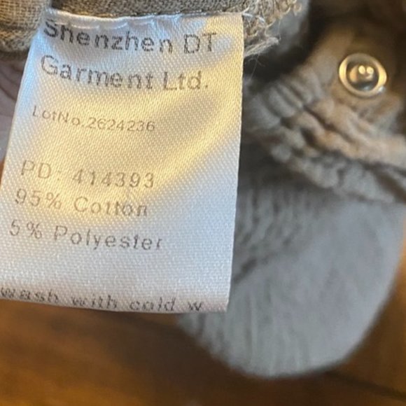 Neutral Onesie - Picture 2 of 3